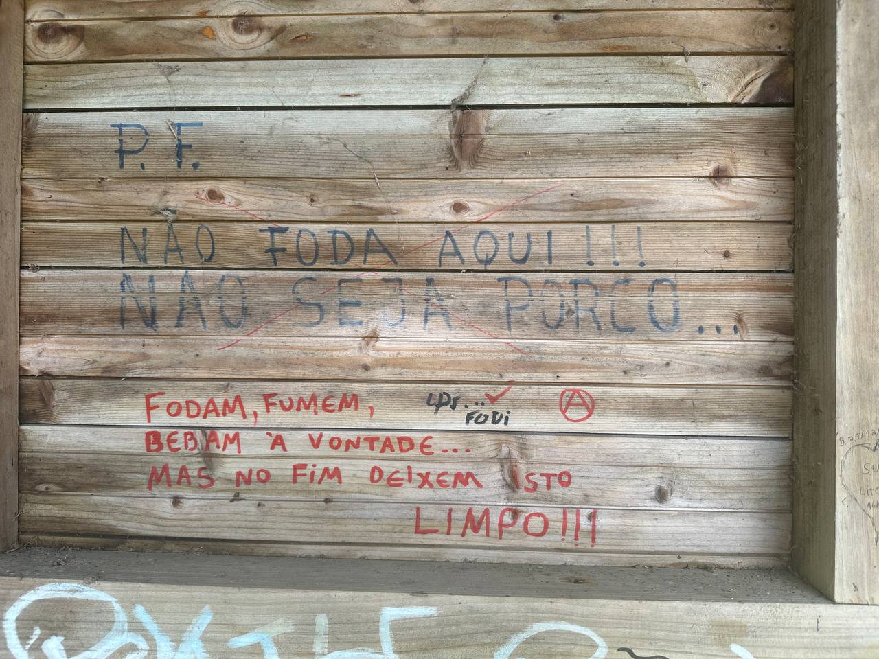 Esmoriz, Portugal Dont fuck here, dont be durty, -- Fuck, smoke, drink…